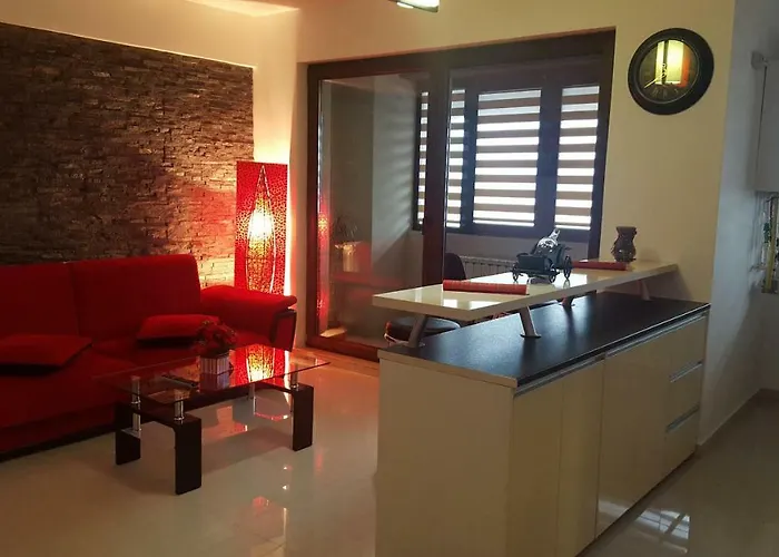 Lejlighed Apartament Lenus'k *