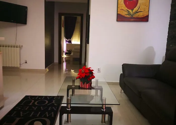 Lenus'k Apartman Bukarest